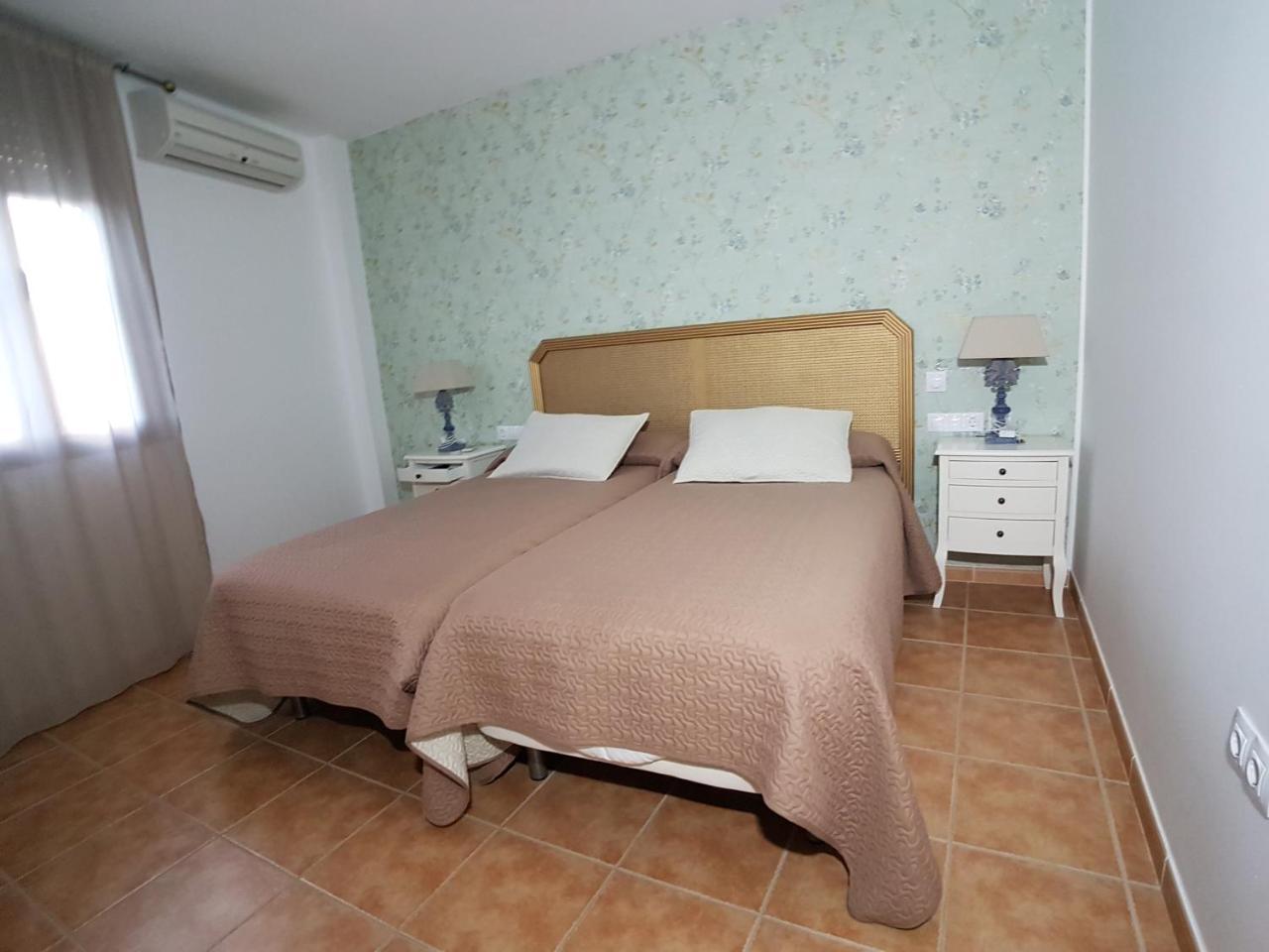 Hostal Meson La Era Ríogordo Dış mekan fotoğraf